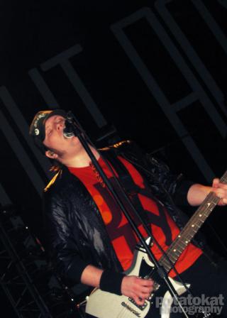 Image: fall-out-boy-hey-...357289048-bebd5f.jpg